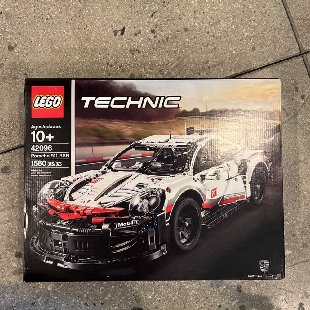 Lego Technic Porsche 911 RSR